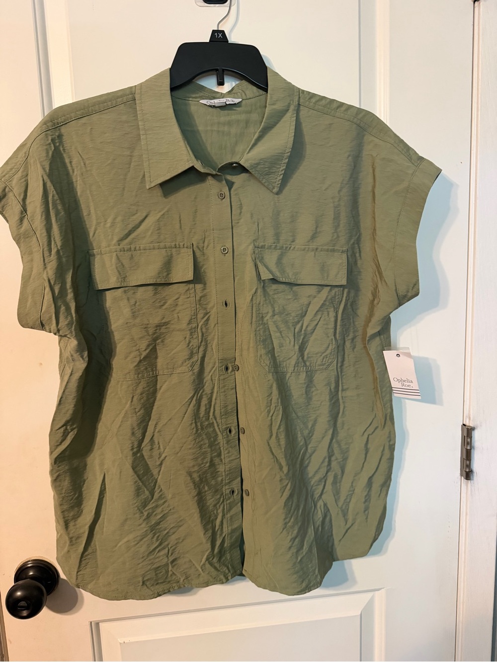 Olive Green Short-Sleeve Button-Down Shirt - Women